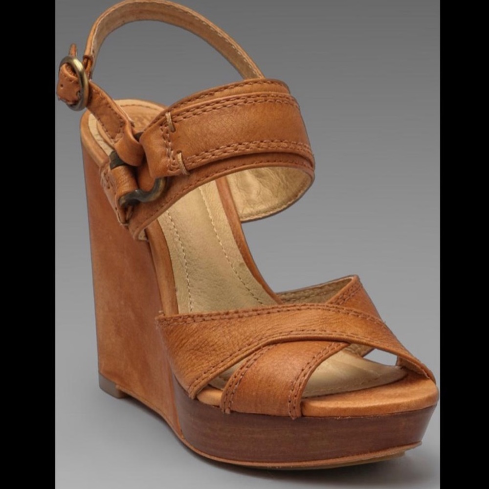 Alexa Criss Cross Wedges